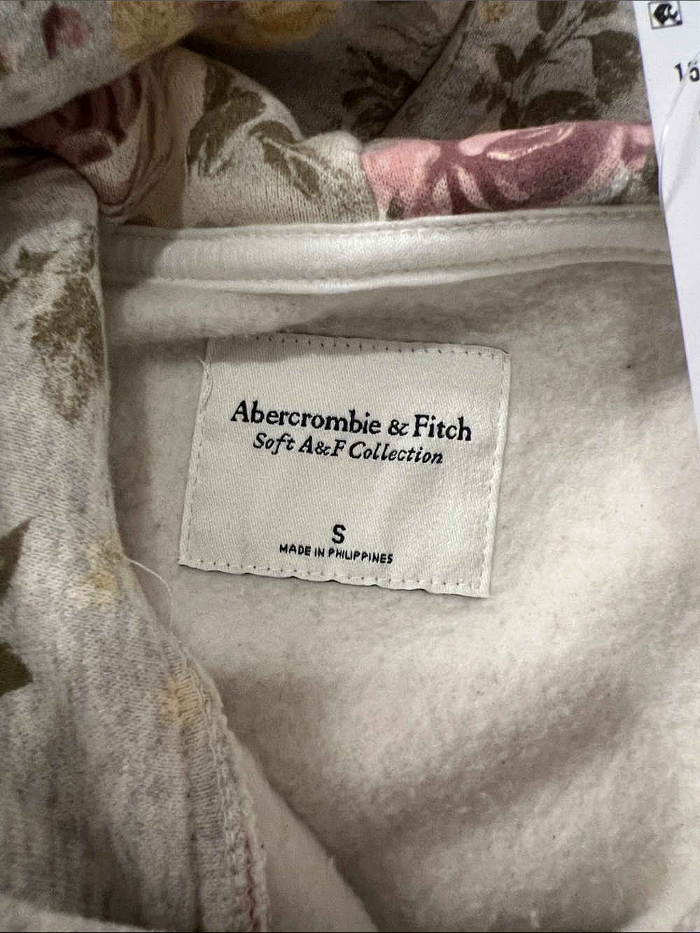 Abercrombie and Fitch soft collection women’s floral hoodie size s - Picture 5 of 6